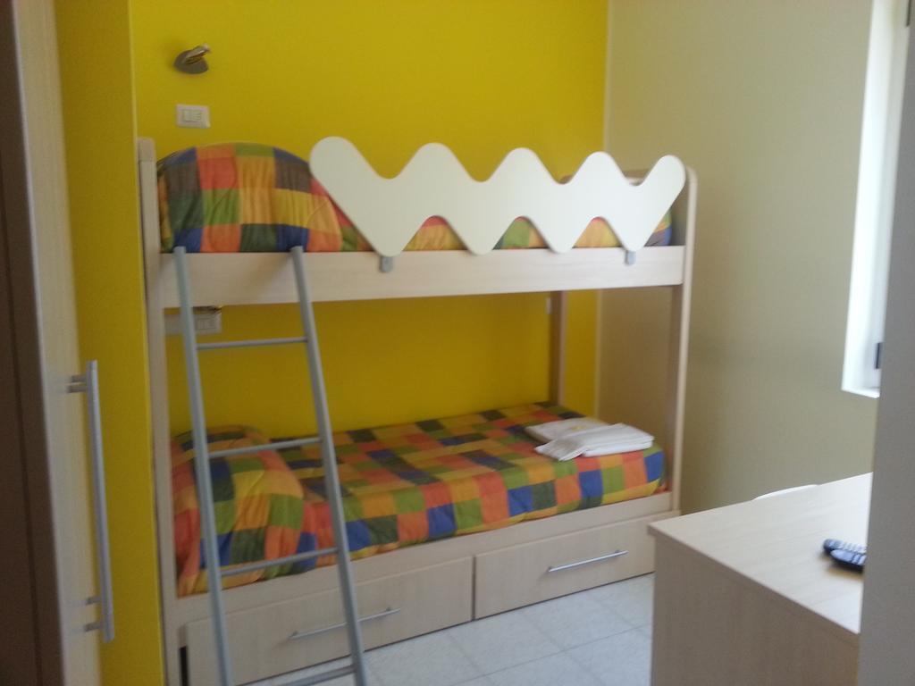 Hotel Del Mera Sorico Quarto foto